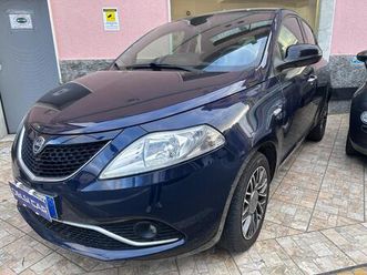 lancia ypsilon platinum 1.3mjt 95cv-2017-unicoprop