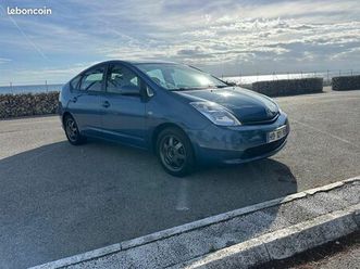 TOYOTA PRIUS toyota-prius-a-vendre-urgent