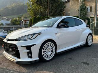 yaris 1.6 gr sport