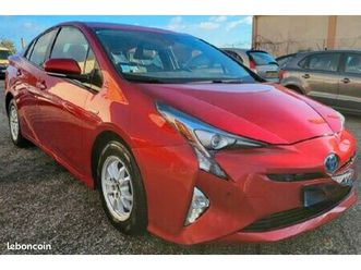 toyota prius 4