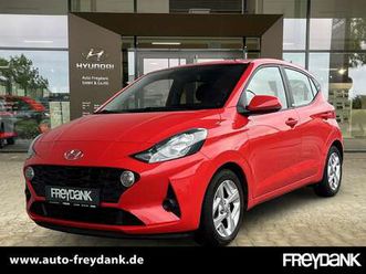 1.0 benzin a/t trend komfortpaket. navipaket