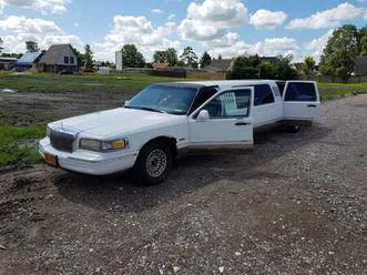 lincoln - 1995 - voiture de ville - 4.6 signature - voiture voyageurs