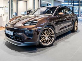porsche macan 4
