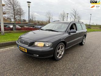 volvo v70 - 2.3 t-5 geartr. c.l