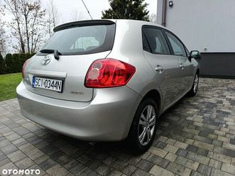 toyota auris 1.4 vvt-i