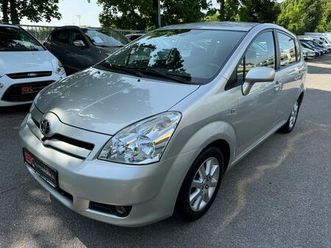 toyota corolla verso 1.8 executive aut navi 7 sitz kame