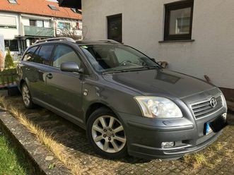 toyota avensis 2,2 d4d. (t-25)