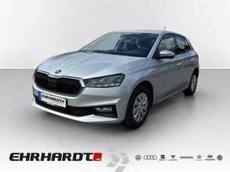 skoda fabia 1.0 tsi selection led*smart-link*shz*pdc*