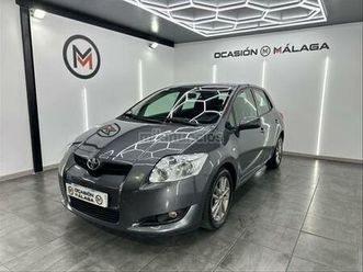 toyota - auris 2.0 d4d sol