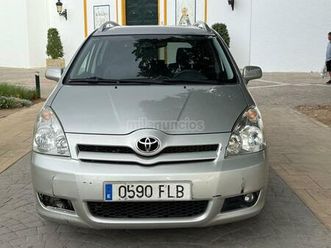 toyota - corolla verso 2.2 d4d 136cv luna