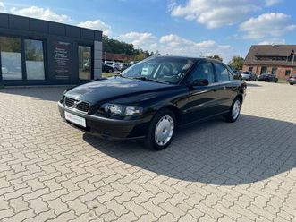 volvo s60 2.5t momentum 2hd leder xenon ahk