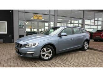 volvo v60 d3 linje business-xenon-kamera-navi-tempomat