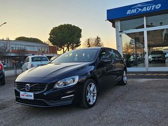 v60 (2010-2018) v60 d3 geartronic summum