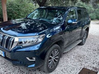 toyota landcruiser tout options/auto/diesel/2018/144000km/ct ok/excellente condition/ad blu retiré/ext bleu/int beige cuir/7 places