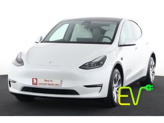 tesla model y dual motor long range 72.5 kwh dual motor long range 78.8 kwh + a/t + gps + leder + camera + cruise + pano dak + alu 19 + trekhaak