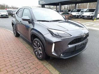 toyota yaris cross 1.5 hybrid style e-cvt