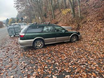 subaru legacy - modell 2002 - benziner