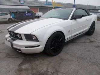 mustang convertible 4.0 v6 213cv automatica