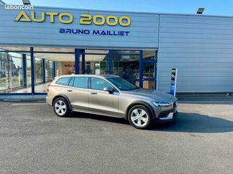 volvo v60 cross country d4 awd 190 ba8 business executive