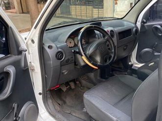 peugeot partner confort hdi 1.6  2013