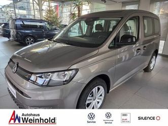 volkswagen caddy 1.5 tsi app pano pdc acc 5jgar