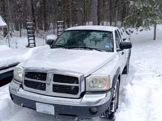 2005 4x4 dodge dakota slt 4.7l