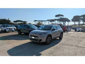fiat 600 hybrid la prima 1.2cc 110cv lane assist