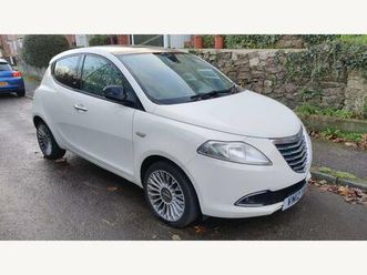 0.9 twinair limited euro 5 (start/stop) 5dr