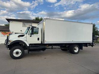 ★★★ 2009 international workstar 7300 4x4 box truck / only 19k miles ★★