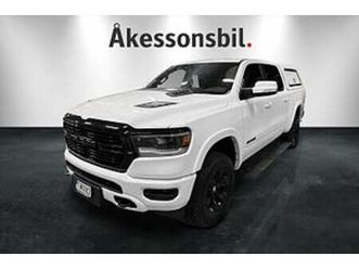 ram 1500 laramie night edition kåpa