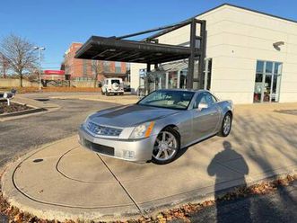 2005 cadillac xlr convertible