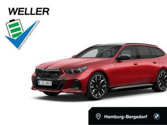 bmw i5 m60 touring pro pano ahk b&w 21