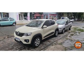 kwid 2019 muy buen estado..tomo moto