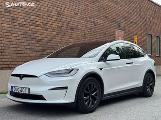 tesla model x plaid 1020hp 100kwh awd tažné