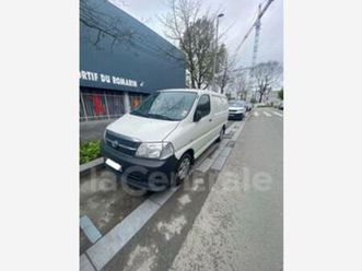 fourgon court 95 d-4d portes battantes