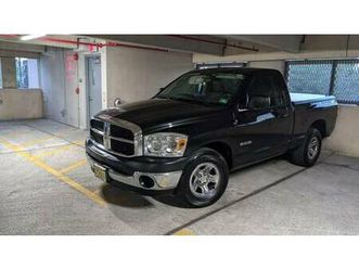 08 ram 1500 garage kept showroom new