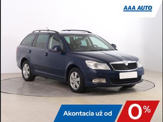 skoda octavia combi 2.0 tdi, elegance, koža, navigácia