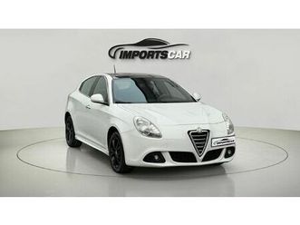 <li class=breadcrumbs-module_list-item__zg-6q alfa romeo giulietta 1.6 jtdm distinctive </ol>