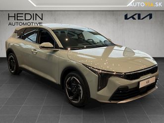 kia k4 1.6 za 28 390 €