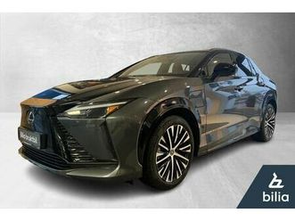 lexus rz 450e awd-exe.bi-tone-el.seter-kamera-h.feste-hud-20