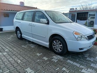 kia carnival monovolume, adaptado para cadeira de rodas março/12