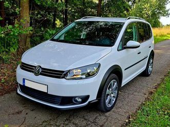 volkswagen touran cross 1.6 tdi