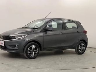 TATA TIAGO