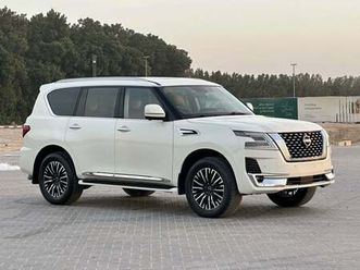 nissan patrol se platinum 4.0l gcc car perfect condition inside and outside full option panoramic roof leather sea