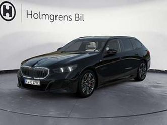 bmw i5 xdrive40 touring 4,45% ränta m sport pro pano komfortstolar se s