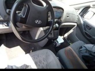 i800 אוט׳ קומבי 3 מק 2.5 (170 כ״ס) [2011-2019]