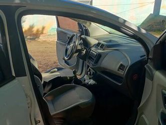 lt 1.8 8v econo.flex 5p mec.