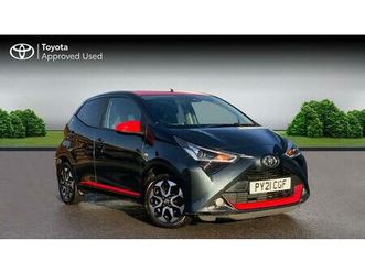 toyota aygo x-trend hatchback's 1.0 vvt-i x-trend x-shift euro 6 5dr (safety sense)