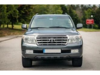 toyota land cruiser 200 4.5v8 ≫ 2011 • 48 000 лв. • id