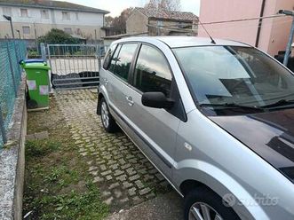 lavapavimenti tineco